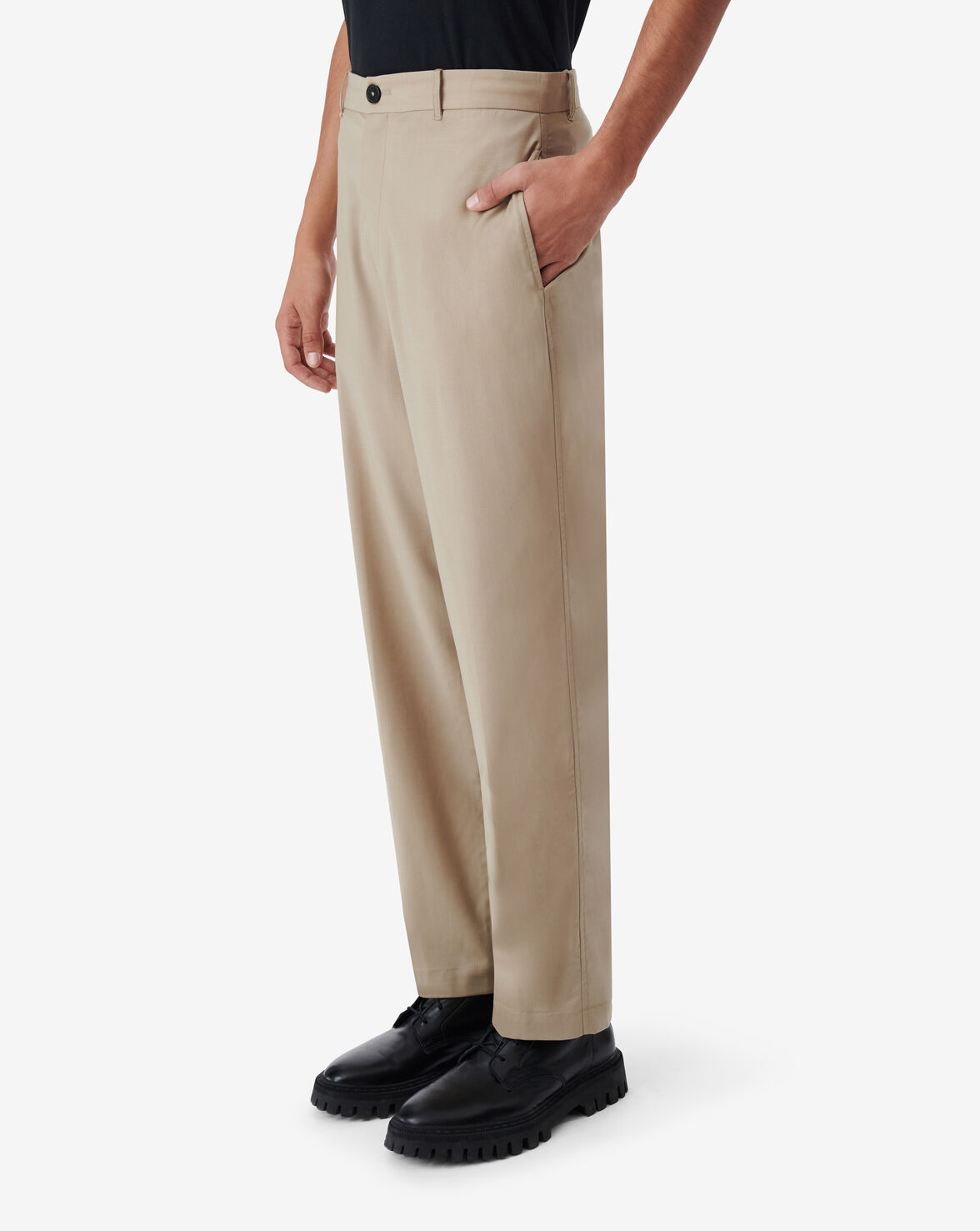 LURI image number null