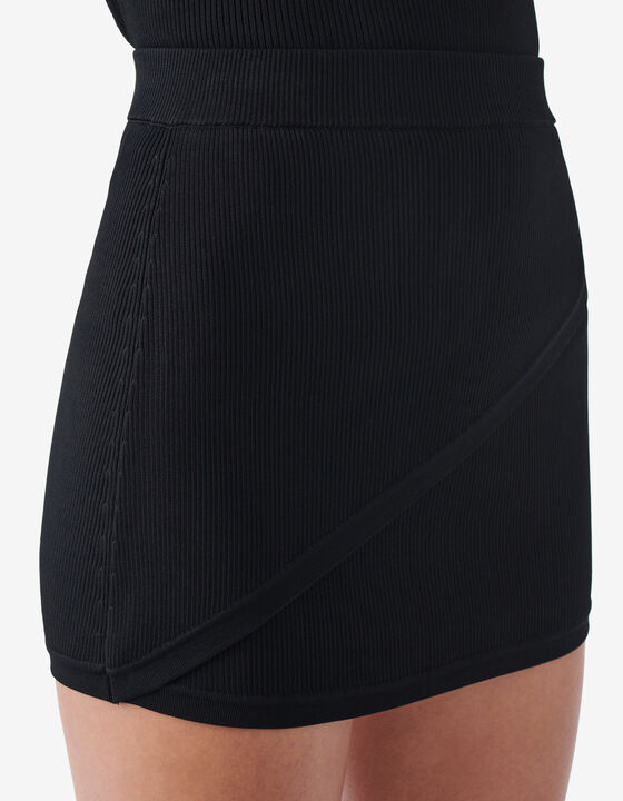 SHORT RIBBED SKIRT