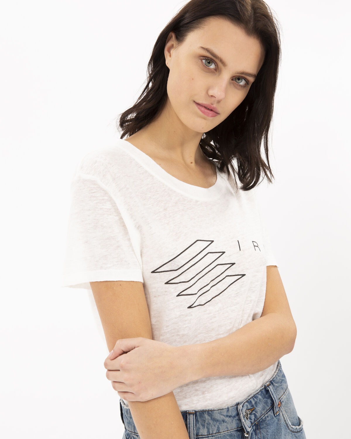 Photo of IRO Paris Lucie T-Shirt White - This Season, Iro Revisits Its Timeless Linen T-shirt And Offers A Resolutely Modern Silkscreened Version. With Its Graphic Logo, This Top Will Perfectly Match Jeans And A Pair Of Dad Shoes For A Casual Silhouette. Spring Summer 19