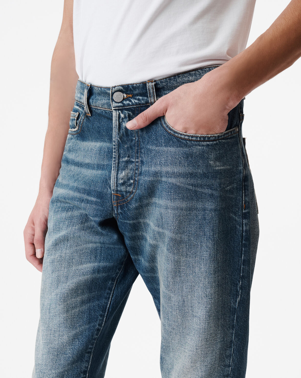 DAYN image number null