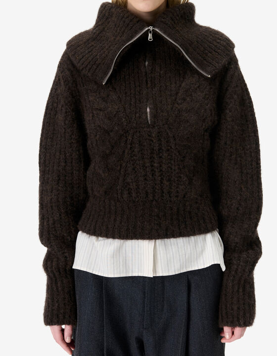 KNITTED SWEATER