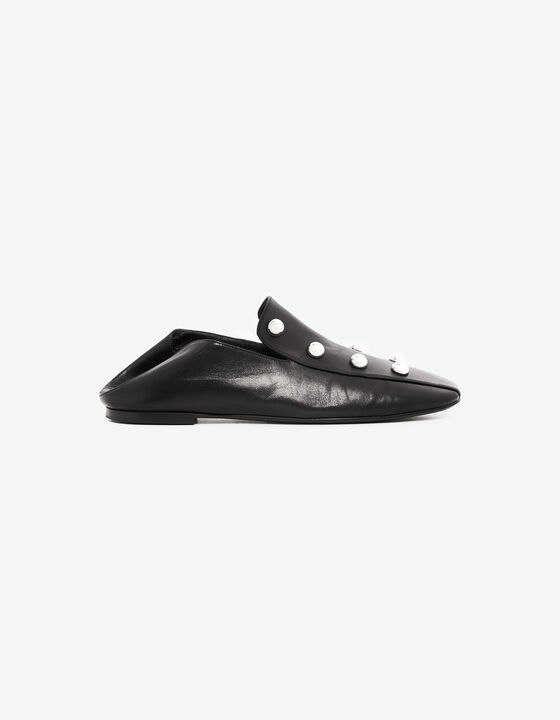 FLAT MULES WITH NAILS