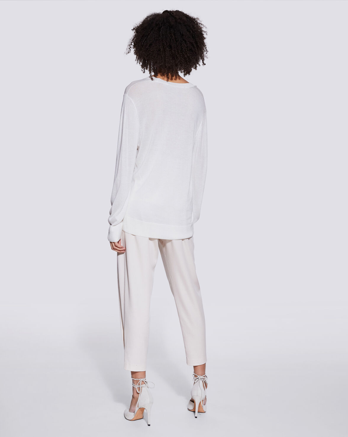 DRIVE RELAXED V NECK SWEATER image number null