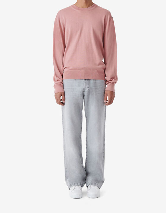 ROUND-NECK SWEATER
