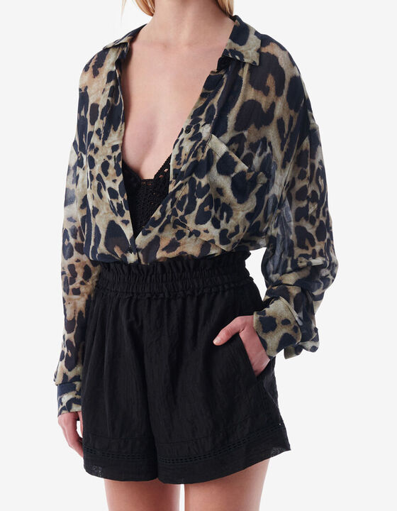 FLOWY LEOPARD-PRINT SHIRT