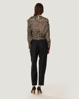 RUSKO STRONG SHOULDER LEOPARD TOP image number null