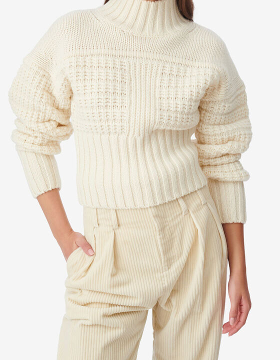 HIGH-NECK WOOL SWEATER