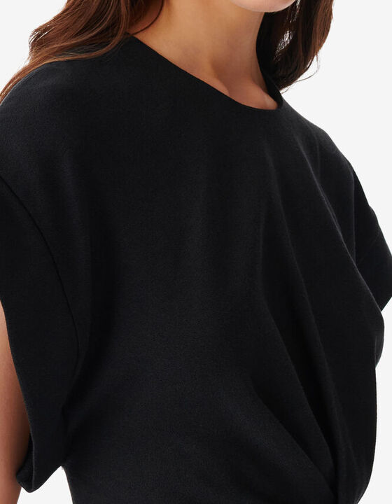 SHORT GATHERED ROUND-NECK DRESS