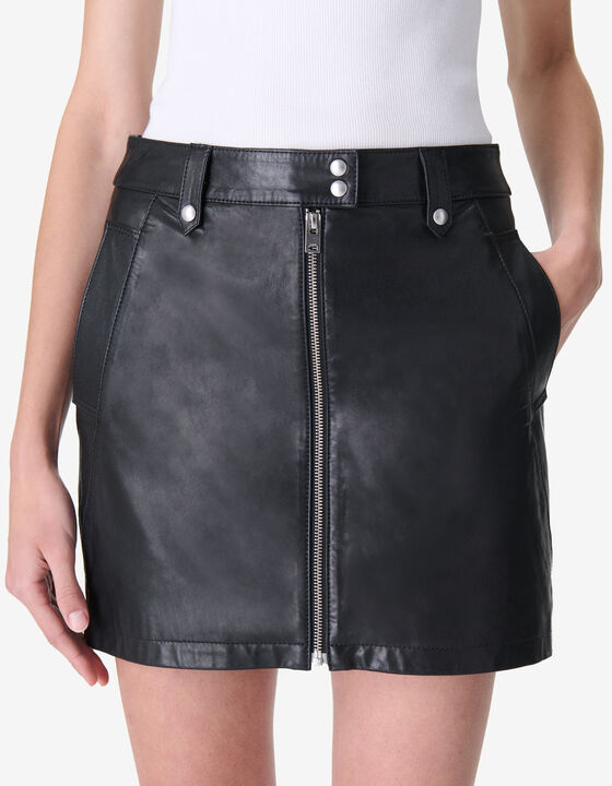 JUPE COURTE EN CUIR
