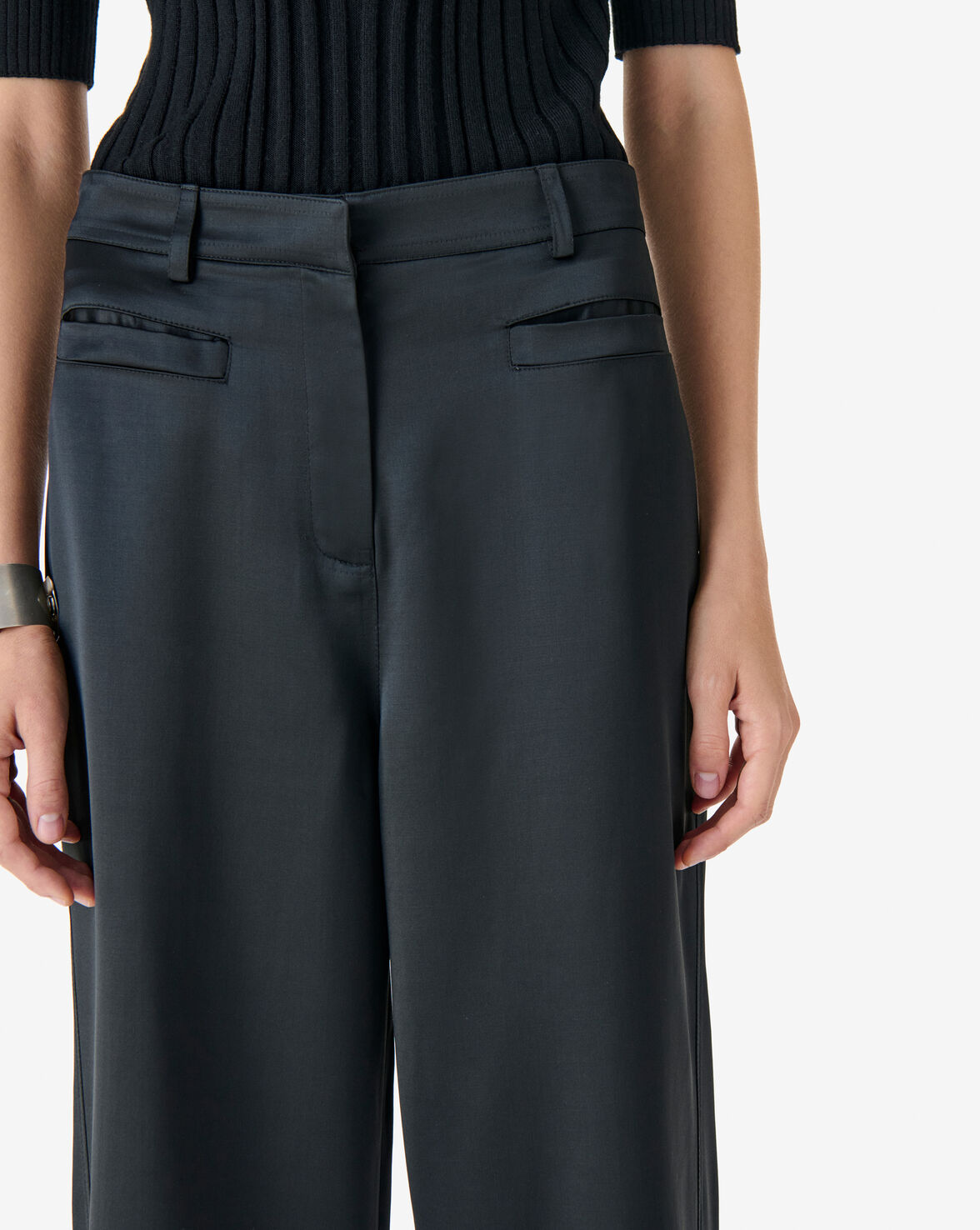 DAMURY image number null