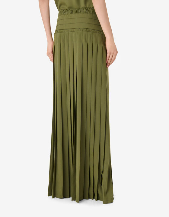 LONG PLEATED SKIRT