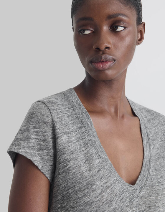 V-NECK LINEN T-SHIRT