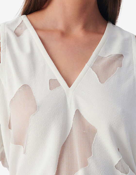 V-NECK CUT-OUT TOP