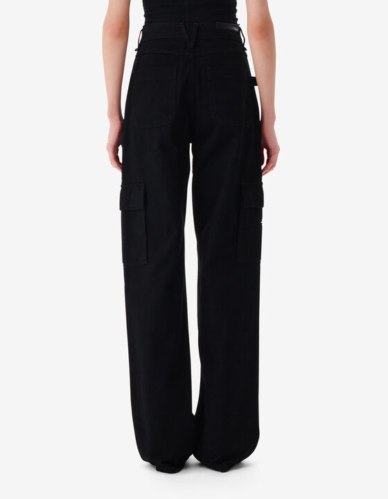 LOOSE FIT CARGO JEANS