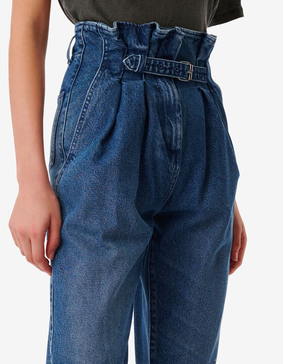 CARROT CUT JEANS