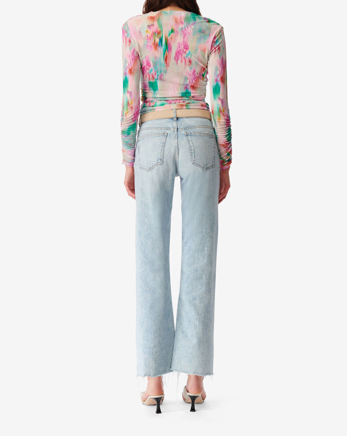 ZANDRA image number null