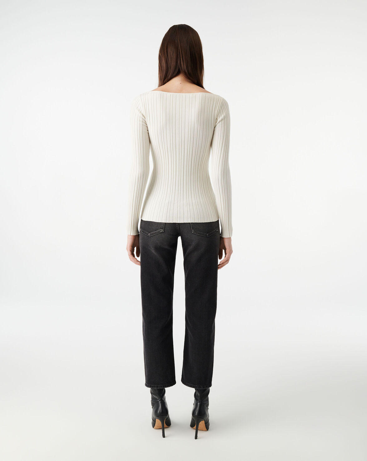 AMAROK image number null