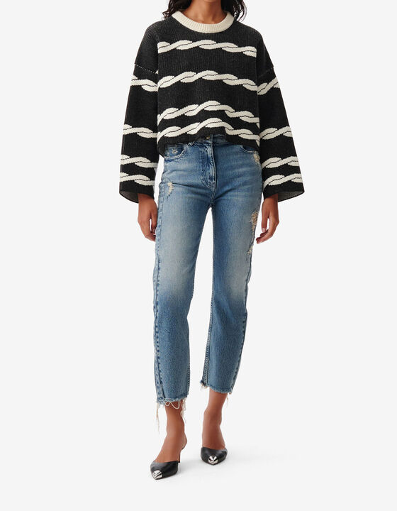 RIPPED STRAIGHT FIT JEANS
