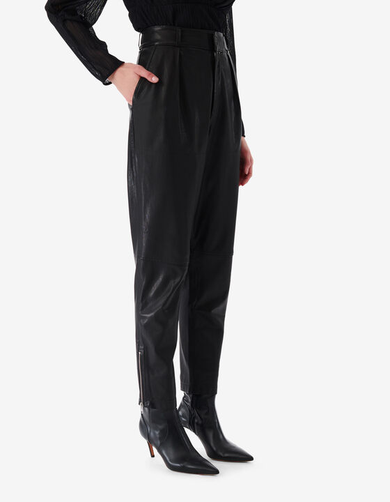 LEATHER PANTS