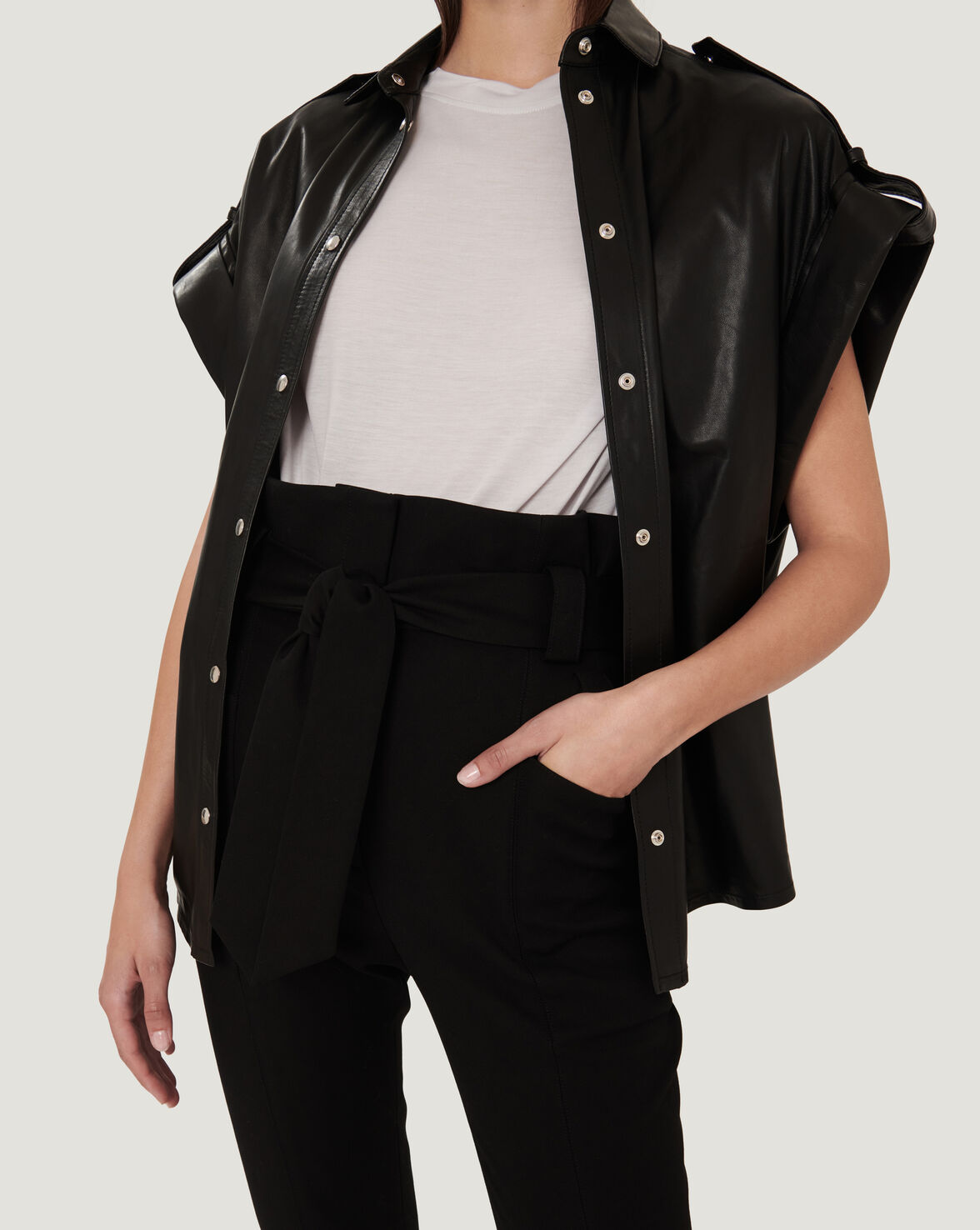 AKIN HIGH WAIST PAPERBAG PANTS image number null