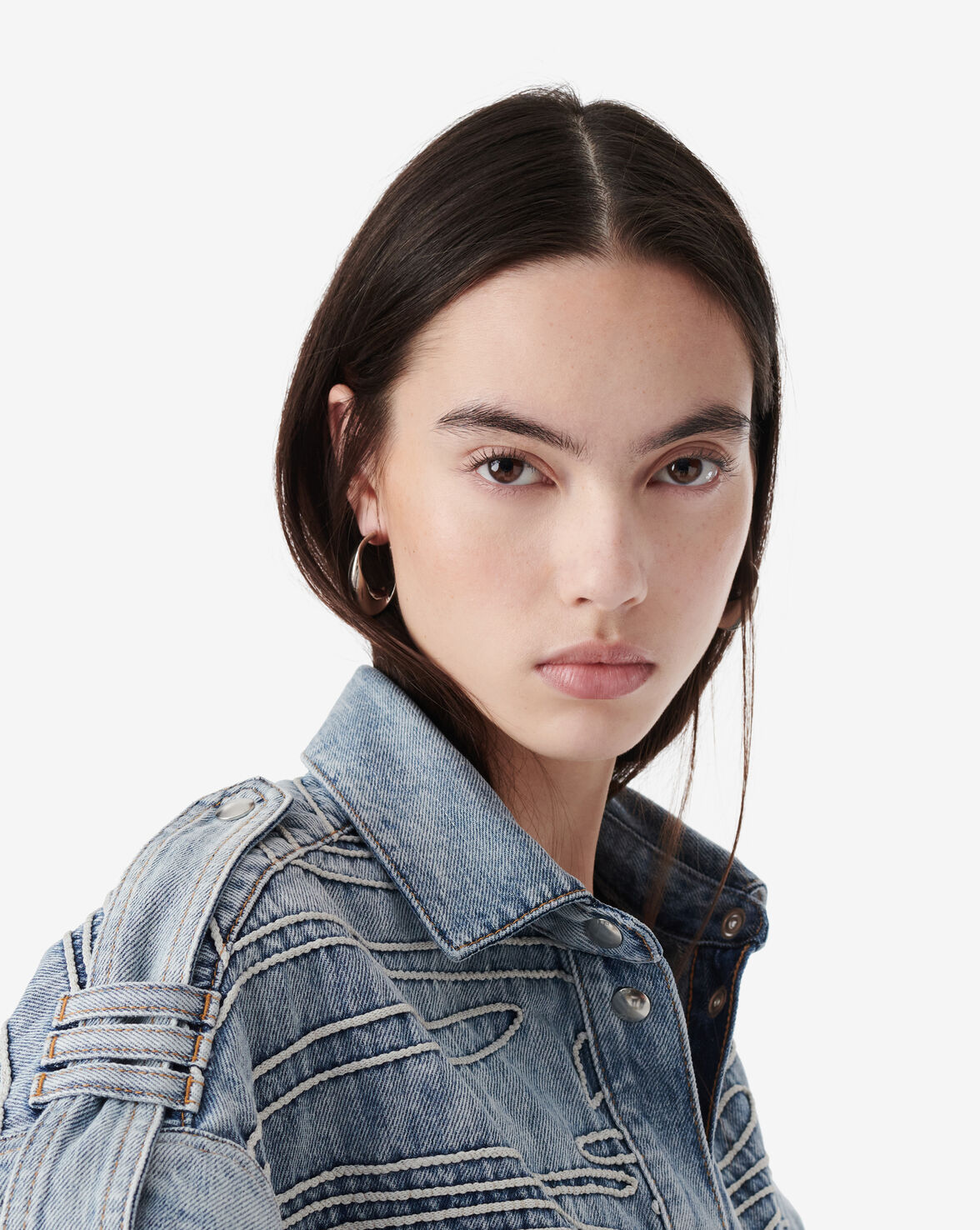 VALENTINA image number null