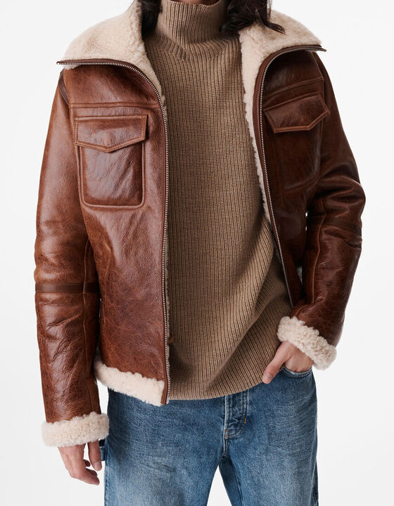 PEAU LAIN&Eacute;E COL MONTANT