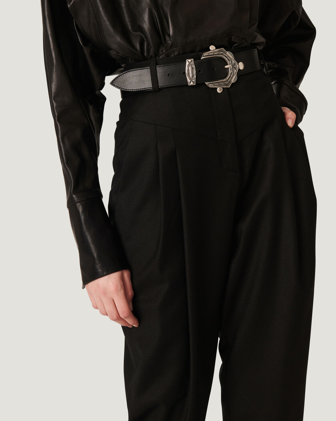 AYASIN PLEATED ANKLE TROUSER PANTS image number null