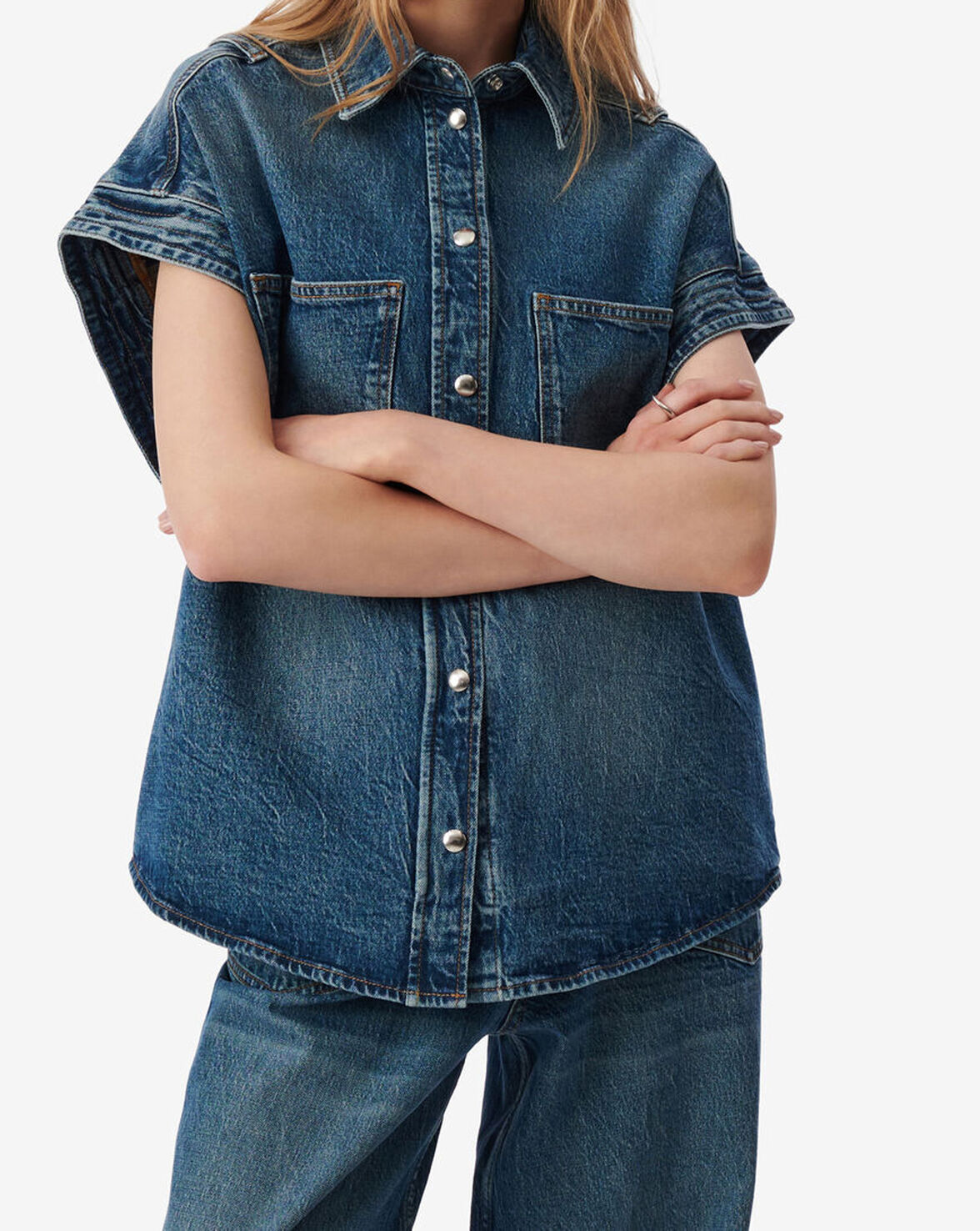 ELYCIA image number null