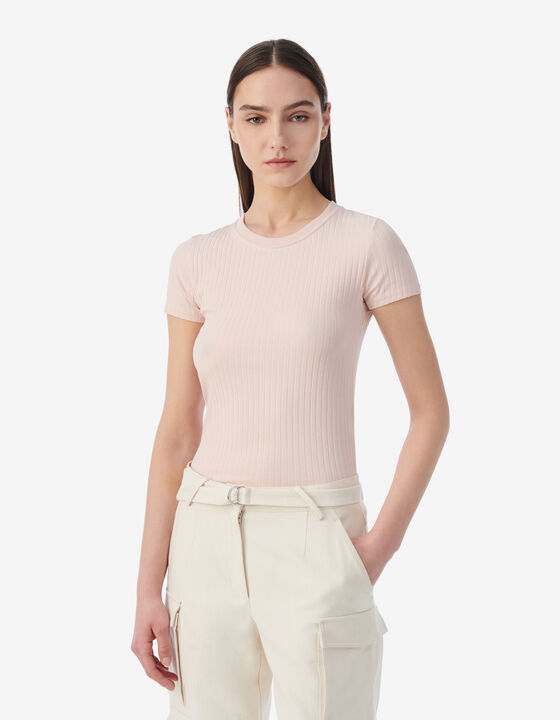 SHORT-SLEEVED T-SHIRT