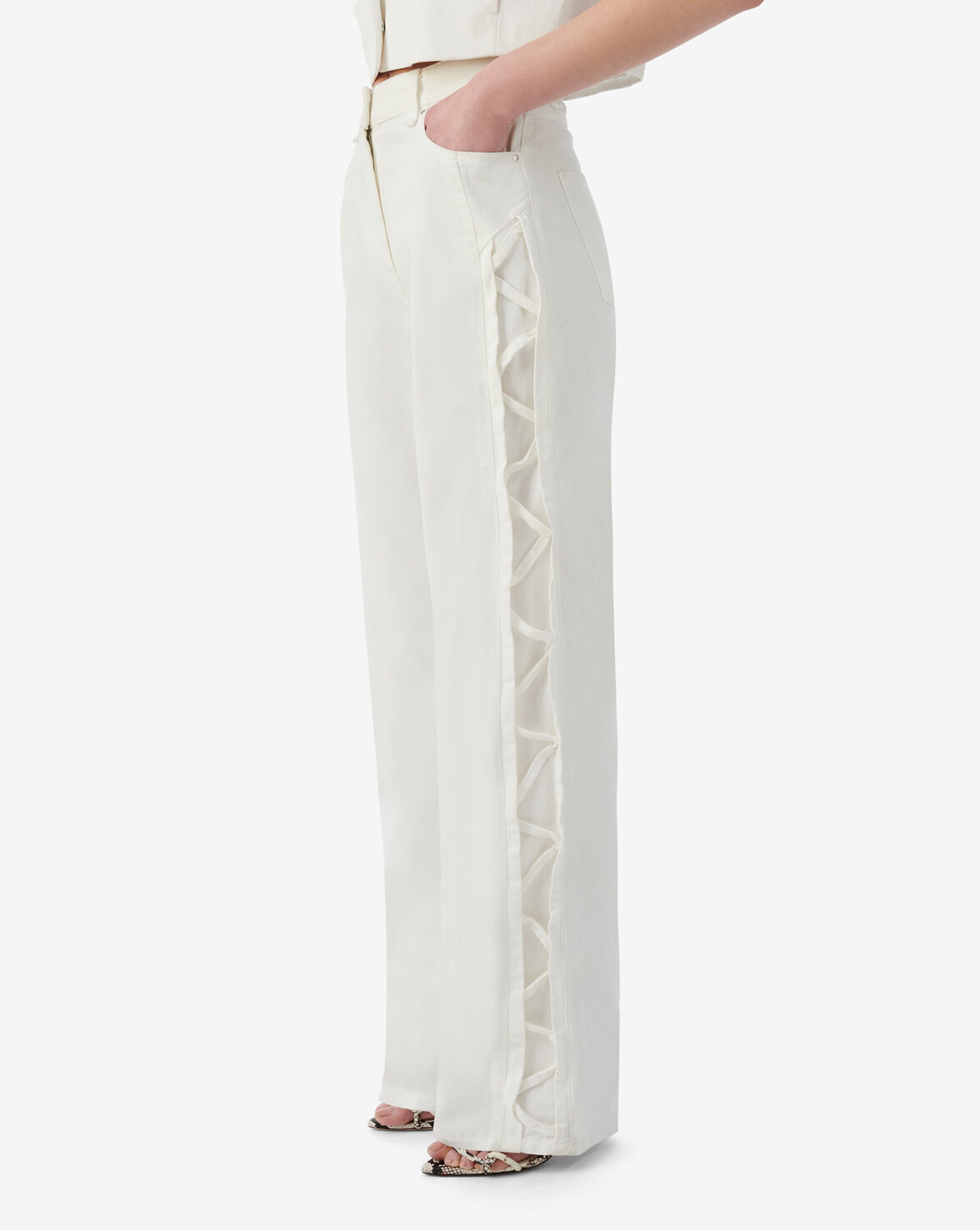 MARYUS image number null