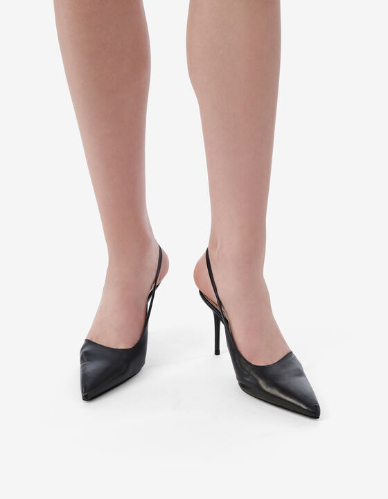 ESCARPINS À BRIDES