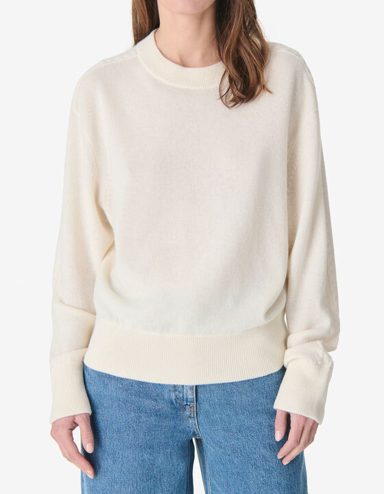 ROUND-NECK CASHMERE SWEATER