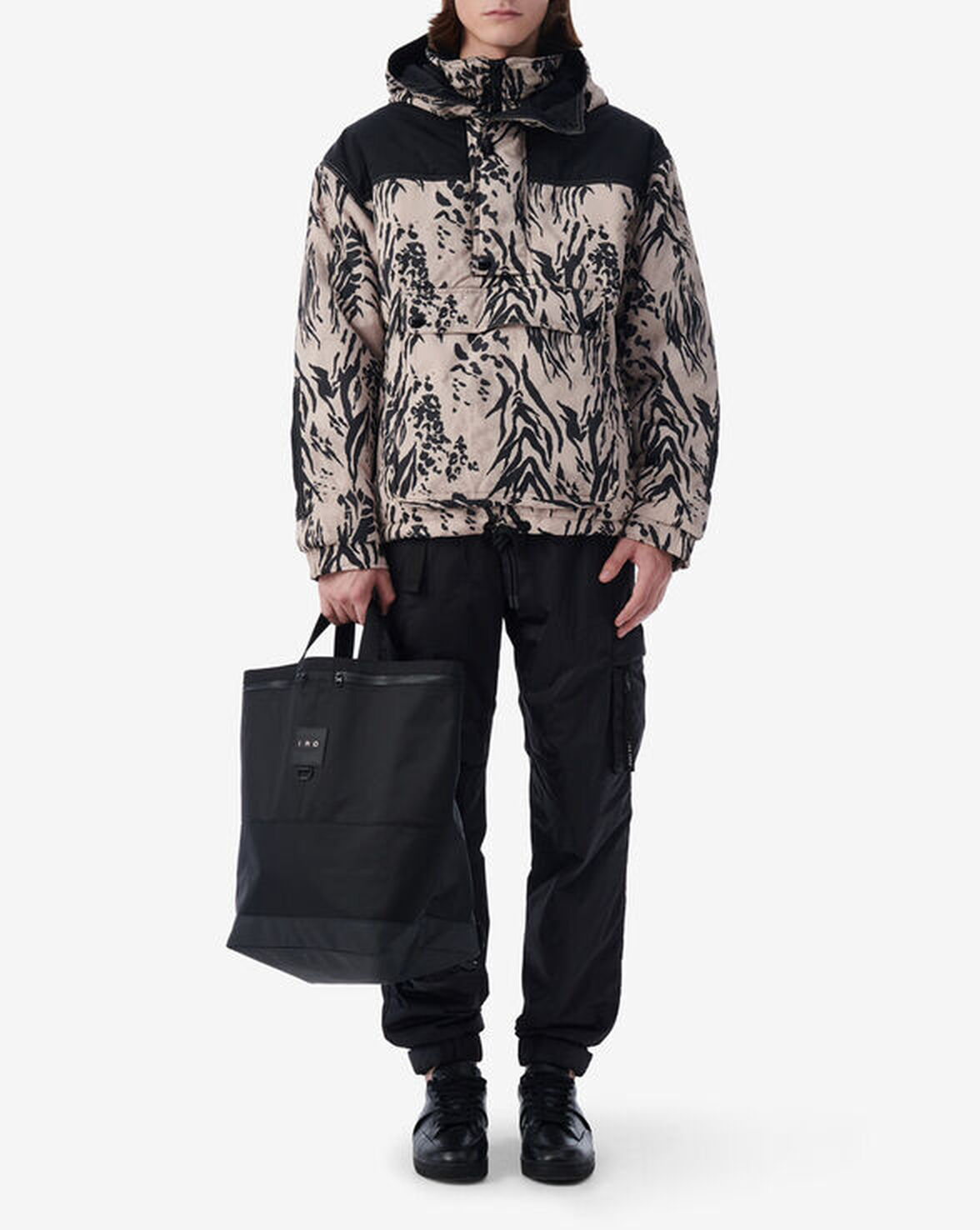 SKI BACKPACK image number null