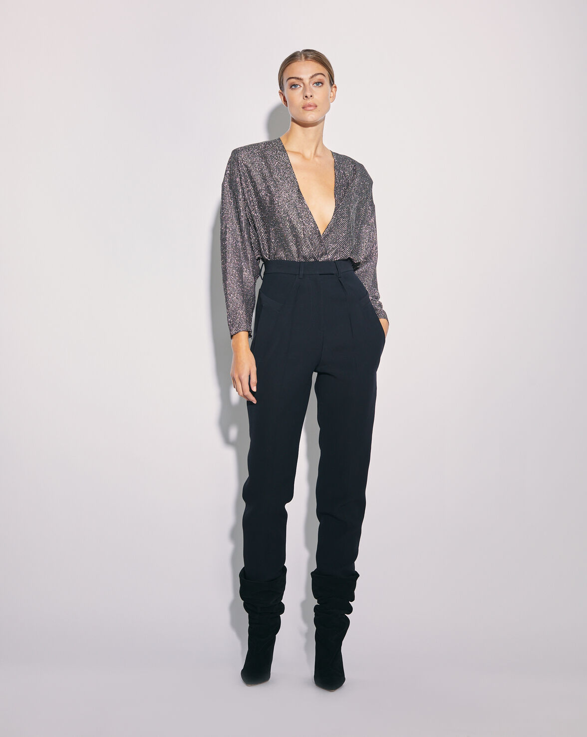 BANJO METALLIC KNIT V NECK TOP image number null