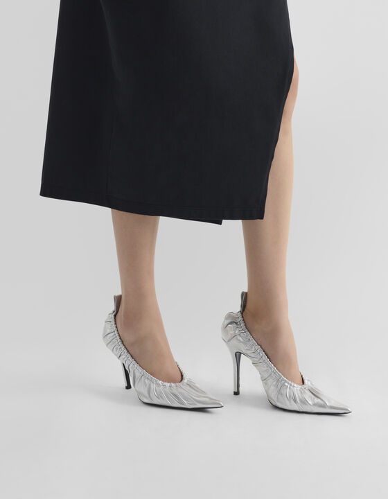 PLEATED LEATHER PUMPS