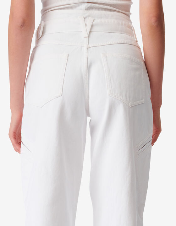 FLARED HIGH-RISE JEANS