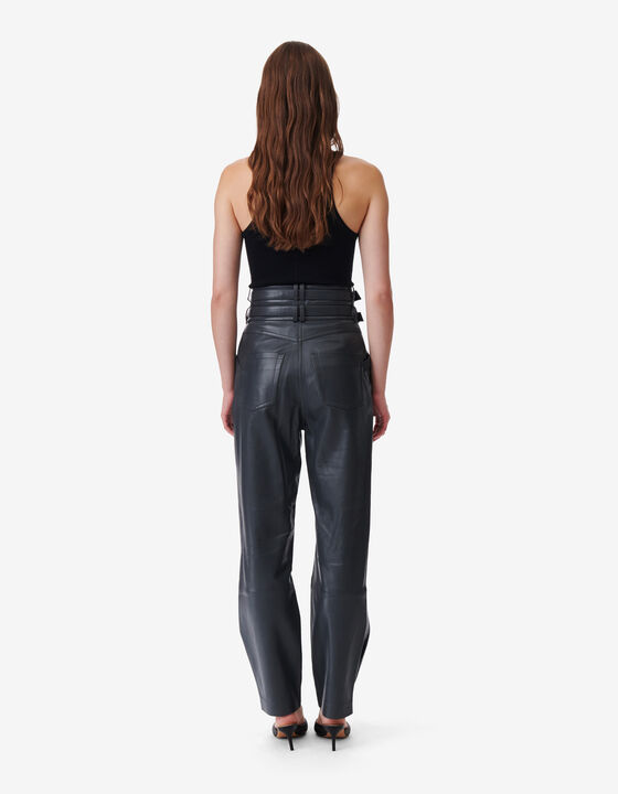 LEATHER CARROT PANTS