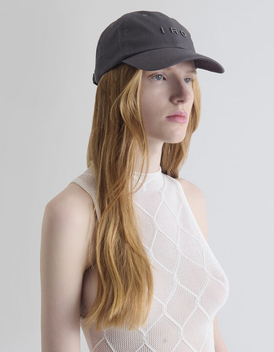EMBROIDERED CAP