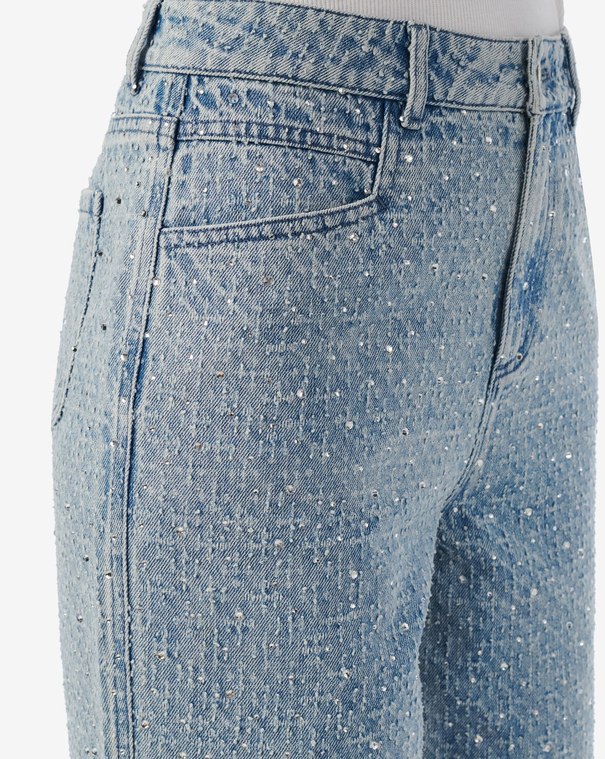 DALOU image number null