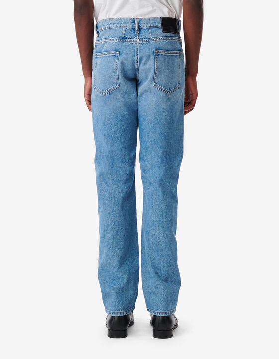 STRAIGHT-LEG JEANS