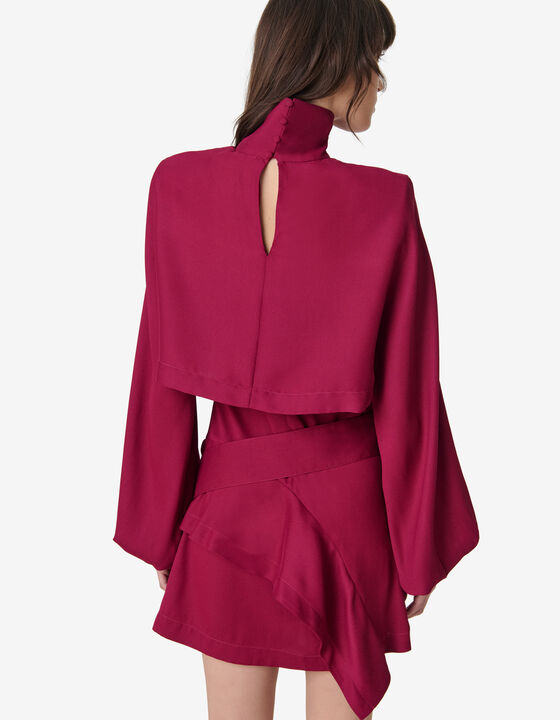 SHORT DRESS WITH A HIGH NECKLINE