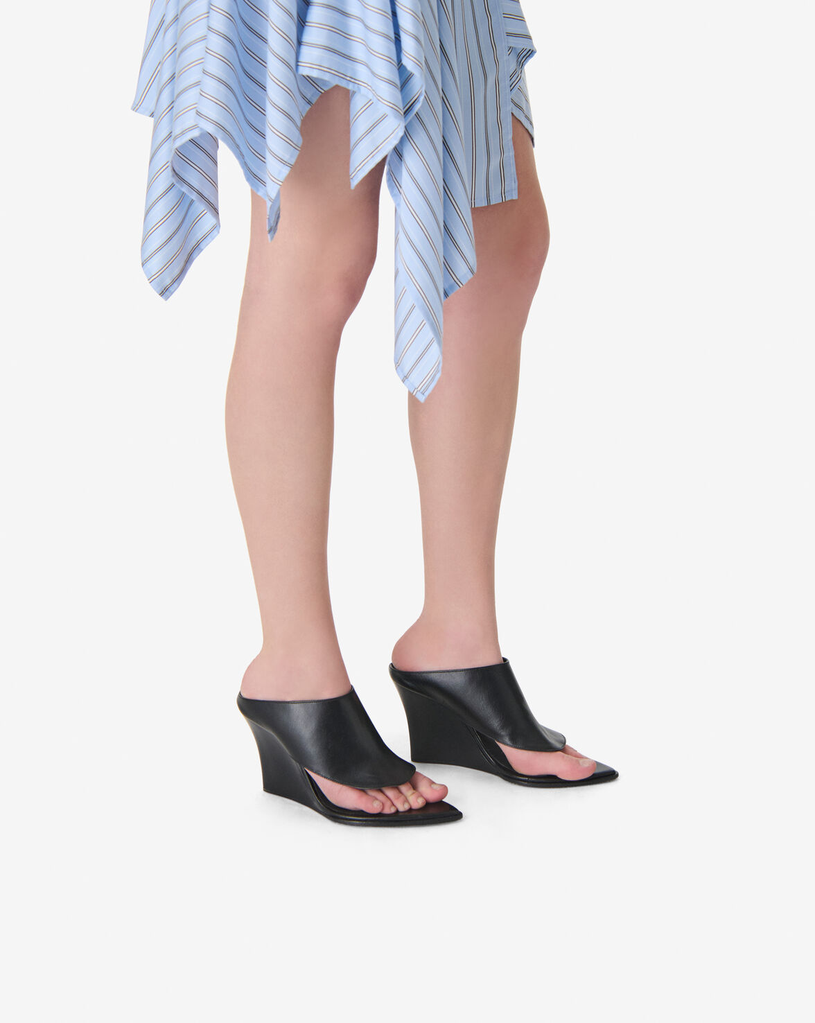 FAUVE LEAF image number null