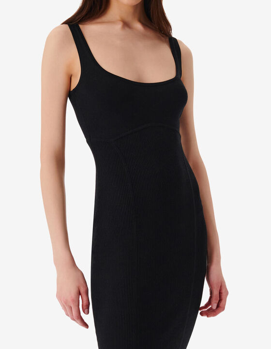 RIBBED SQUARE NECK MIDI DRESS