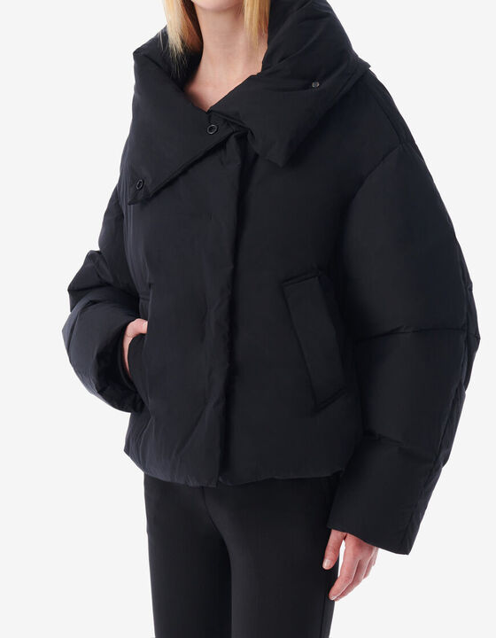 OVERSIZED HOODED DOWN JACKET