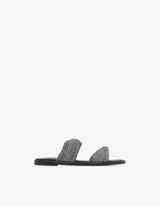 FLAT SANDALS