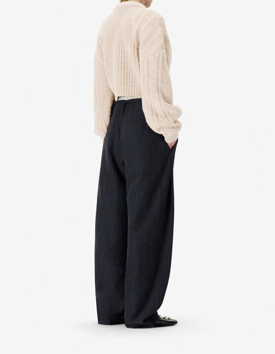KNITTED SWEATER