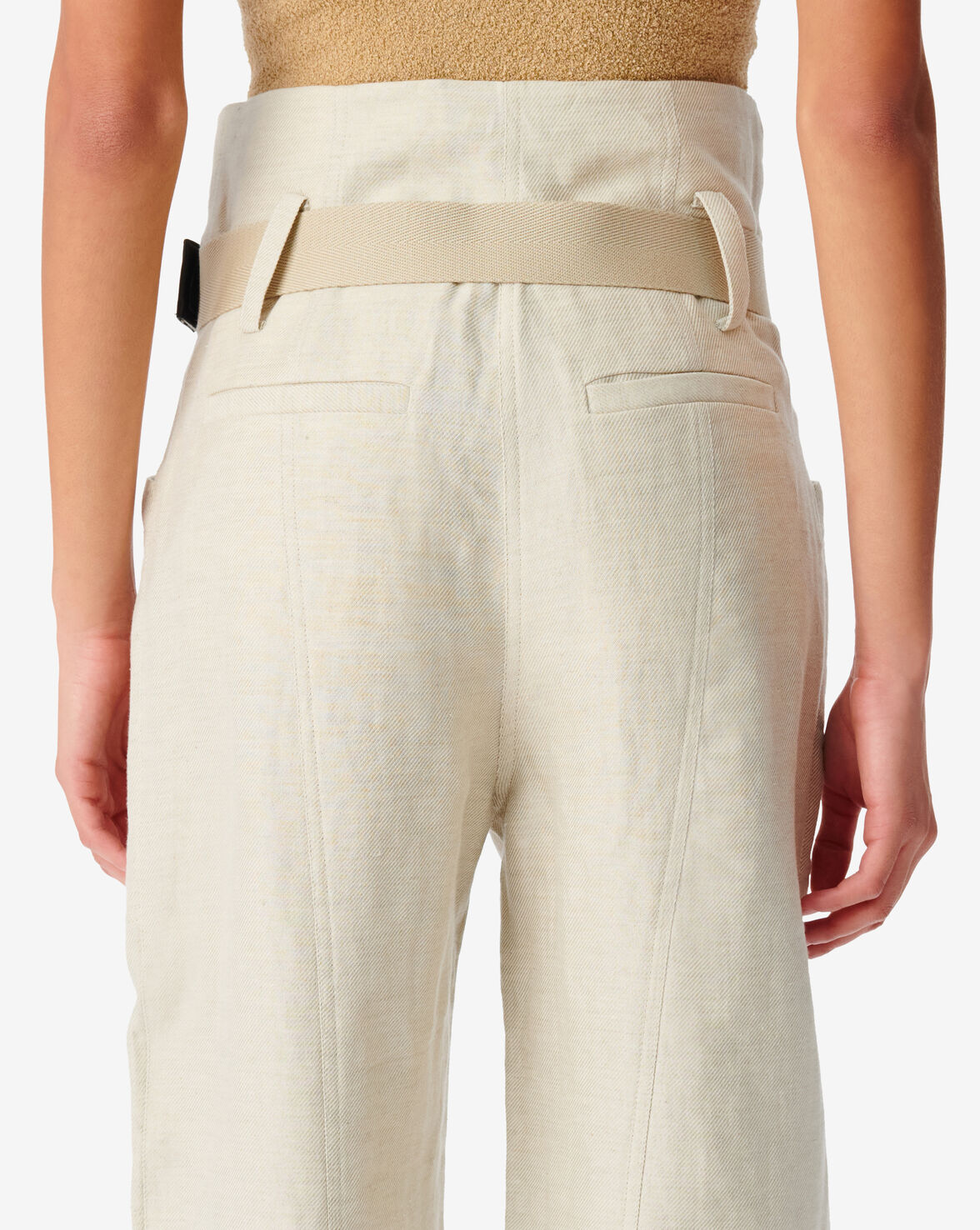 COLINEA image number null