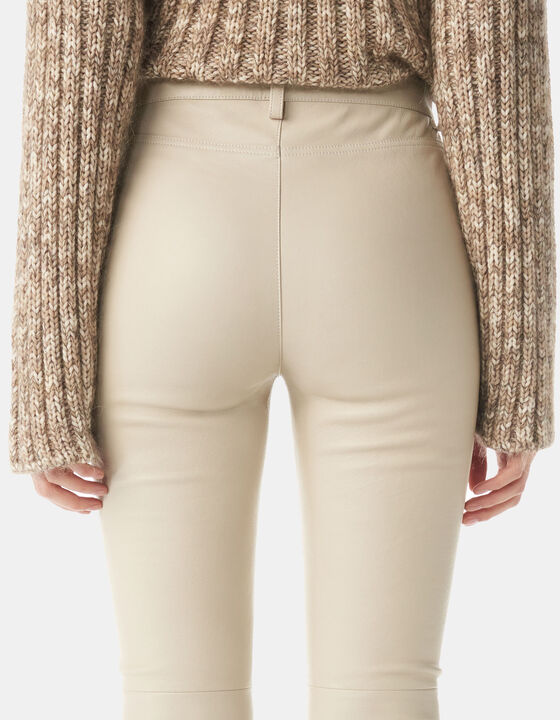 PANTALON SLIM EN CUIR