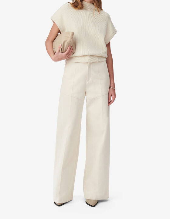 STAND-UP COLLAR SWEATER