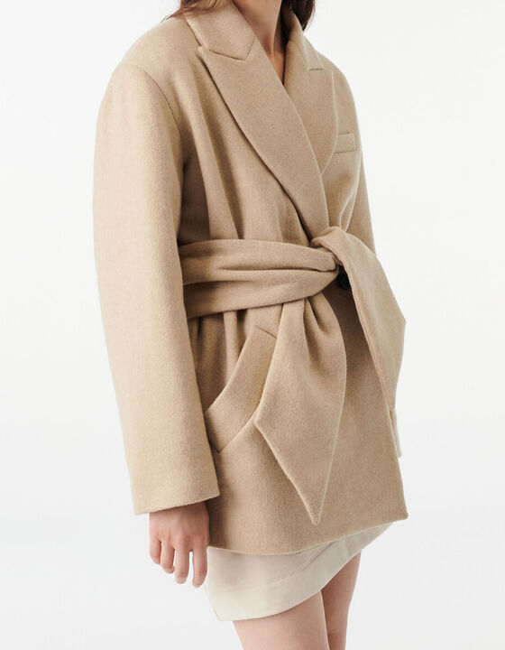 SHORT BELTED COAT